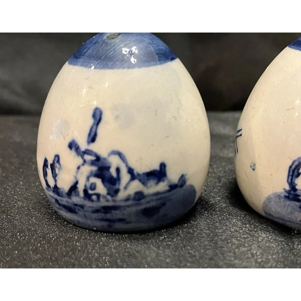Vintage Delft Blue Mini Egg Dutch Windmill Hand Painted Salt & Pepper Shakers